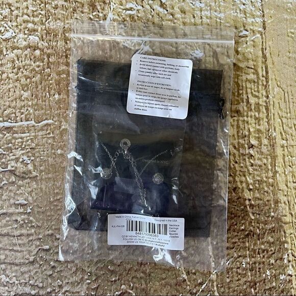 4CTTW Round CZ Bezel Bar Necklace with Bezel Stud Earrings - Picture 8 of 9